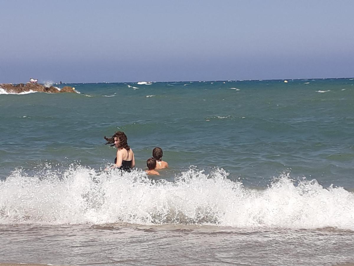 Vila Au Soleil De La Grande Bleue Sainte-Marie-la-Mer Exteriér fotografie